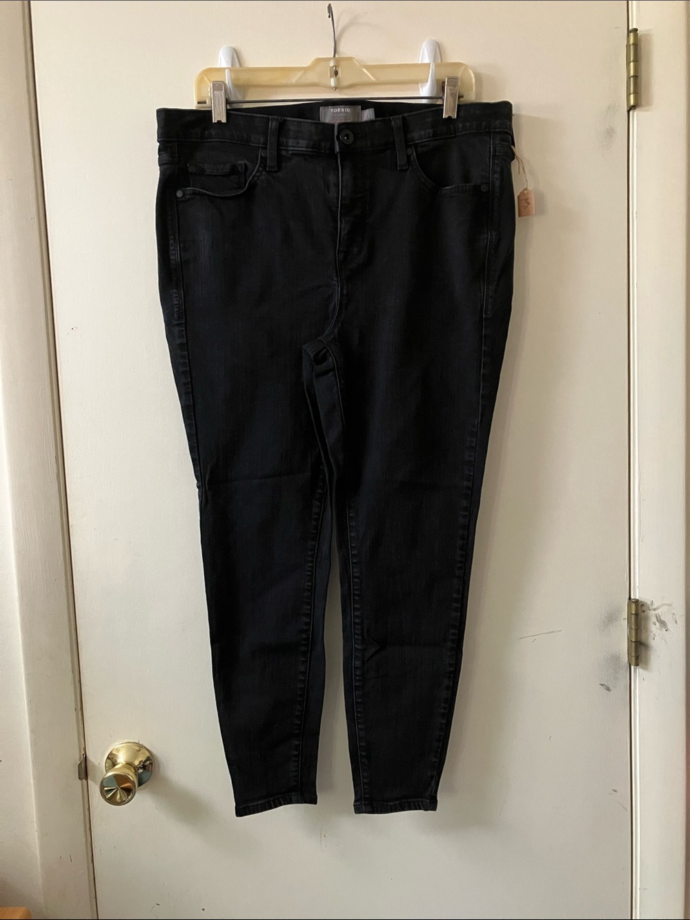 Torrid Black Size 16R Sky High Skinny Premium Stretch Jeans